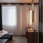Bazaar Otel Tiran