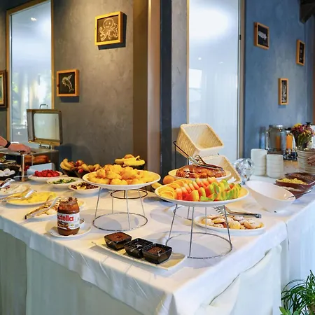 Bazaar Hotel 4*