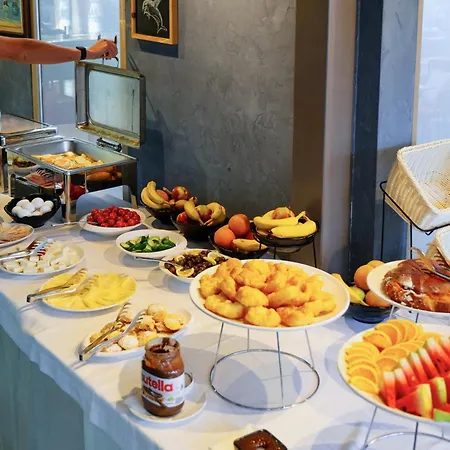 Отель Bazaar 4*