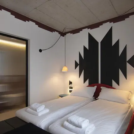 Hotell Bazaar Tirana